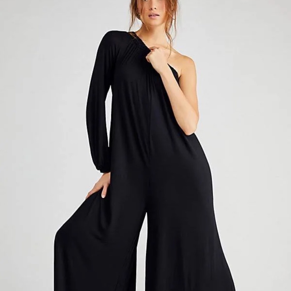 Free people beach Sunday stroll jumper